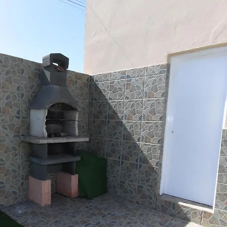 Paz Del Valle - Canaryhousing *